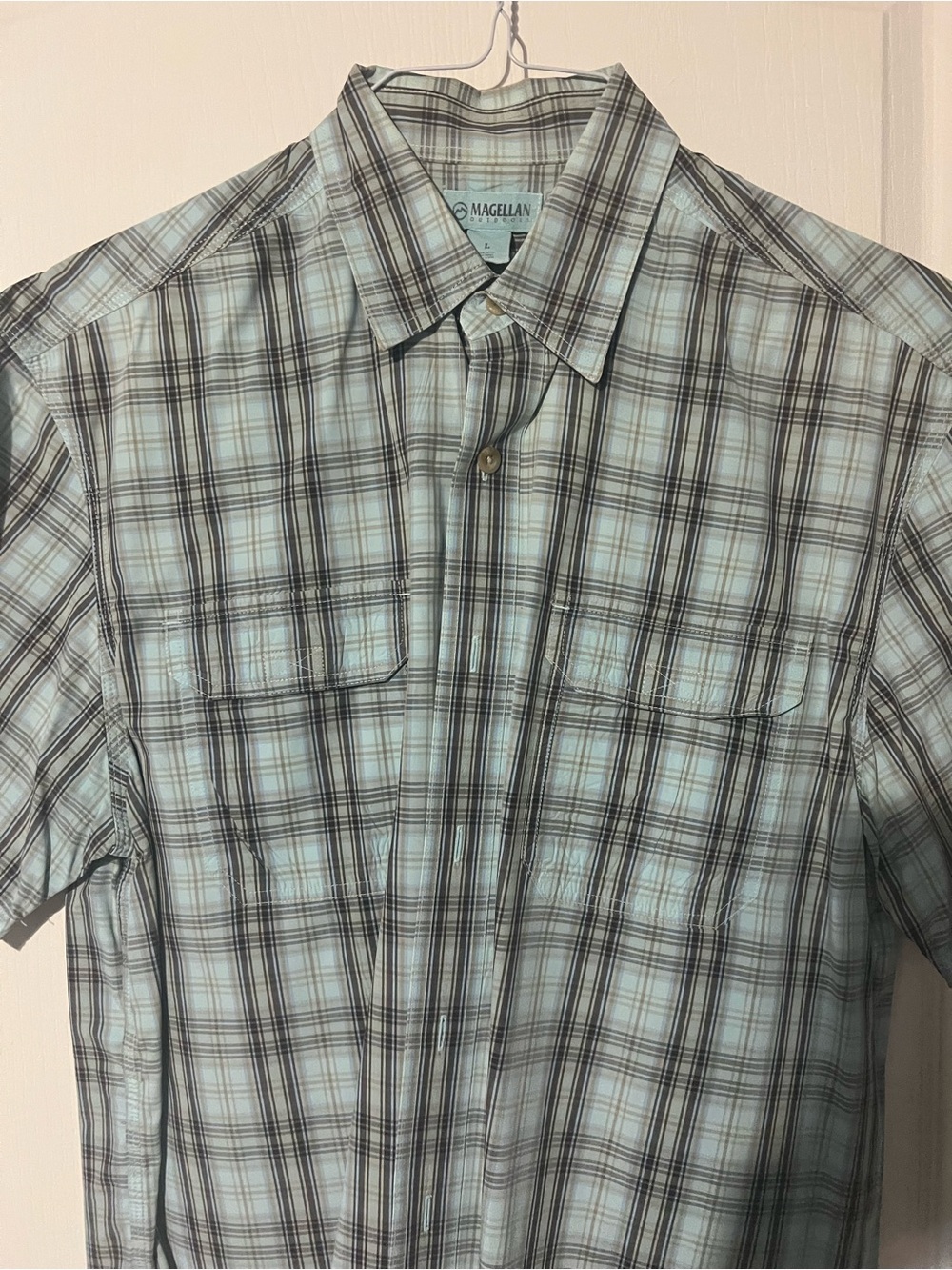 Magellan Outdoors Men's Blue and Brown Plaid Short-Sleeve Button-Up Shirt